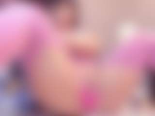 Yiovanna19's Live Sex Cam Show