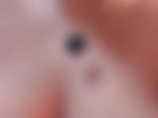 Live cam show with Yiovanna19 - Interactivetoy on SpankPalCams