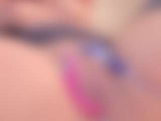 Yiovanna19's Live Sex Cam Show
