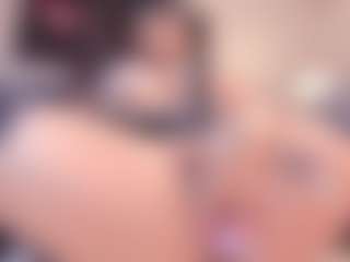 Live cam show with Yiovanna19 - Cum on Camsoda