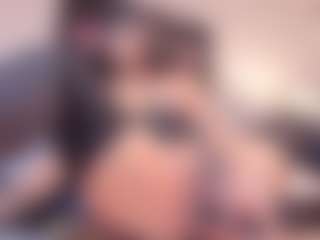 Yiovanna19's Live Sex Cam Show