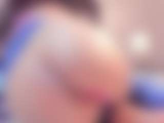 Yiovanna19's Live Sex Cam Show