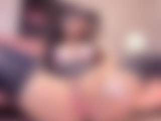 Yiovanna19's Live Sex Cam Show