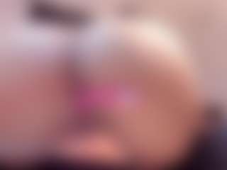 Yiovanna19's Live Sex Cam Show