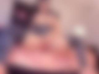 Yiovanna19's Live Sex Cam Show