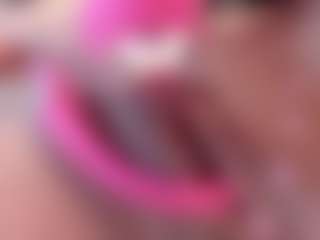 Yiovanna19's Live Sex Cam Show