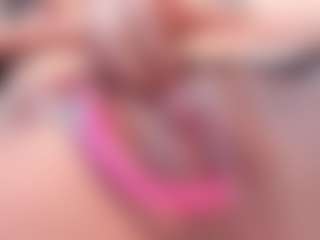 Yiovanna19's Live Sex Cam Show