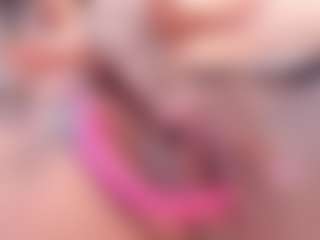 Yiovanna19's Live Sex Cam Show