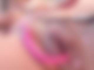 Yiovanna19's Live Sex Cam Show