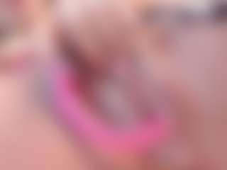 Yiovanna19's Live Sex Cam Show