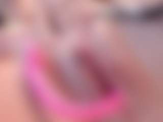 Yiovanna19's Live Sex Cam Show
