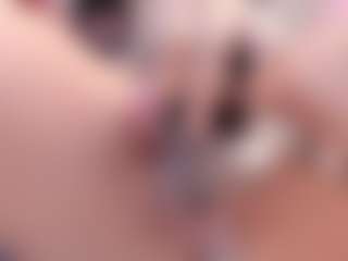Yiovanna19's Live Sex Cam Show