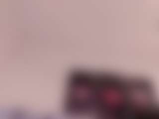 Yiovanna19's Live Sex Cam Show