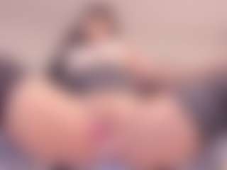 Yiovanna19's Live Sex Cam Show