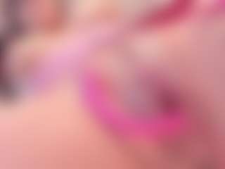 Yiovanna19's Live Sex Cam Show