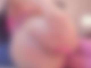 Yiovanna19's Live Sex Cam Show