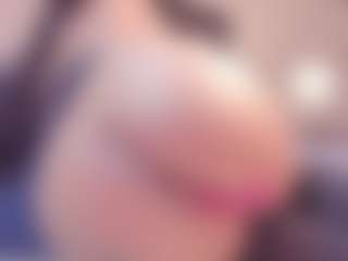 Live cam show with Yiovanna19 - Lush Big Tits on PervPlay.com