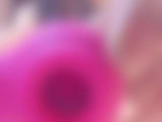 Yiovanna19's Live Sex Cam Show