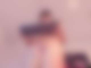 Yiovanna19's Live Sex Cam Show