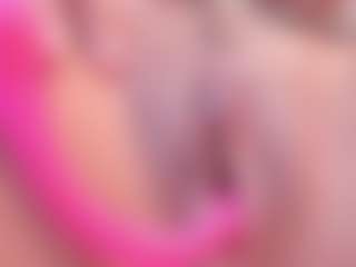 Yiovanna19's Live Sex Cam Show