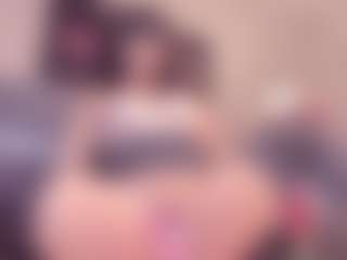 Yiovanna19's Live Sex Cam Show