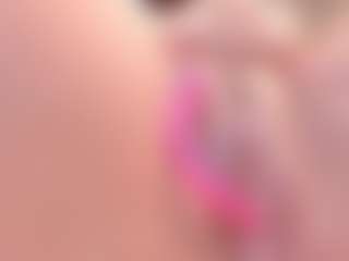 Yiovanna19's Live Sex Cam Show