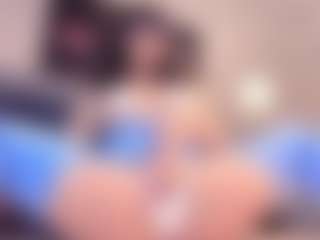 Live cam show with Yiovanna19 - Big Tits on Camsoda