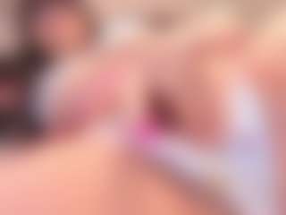 Yiovanna19's Live Sex Cam Show