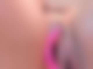 Live cam show with Yiovanna19 - Lush Big Tits on Fling VIP Chat