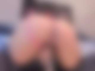 Yiovanna19's Live Sex Cam Show