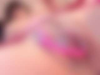 Yiovanna19's Live Sex Cam Show