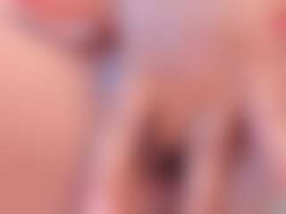 Yiovanna19's Live Sex Cam Show