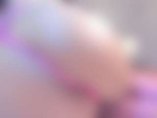 Live cam show with Yiovanna19 - Submissive on xplaylive.com
