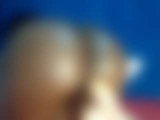 Live cam show with BUSTY-BEE - Small Tits on parknlotfishbdy