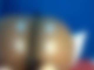 BUSTY-BEE's Live Sex Cam Show