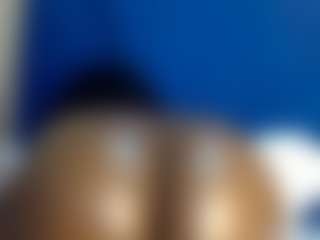 Live cam show with BUSTY-BEE - Ebony on sexytreat.net | kenya