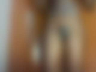 BUSTY-BEE's Live Sex Cam Show