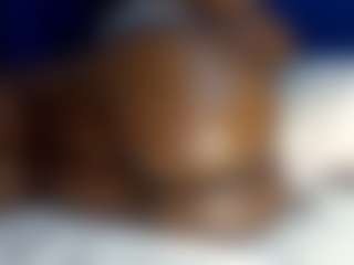 Live cam show with BUSTY-BEE - Ebony on Dare Cams | kenya