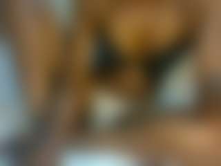 BUSTY-BEE's Live Sex Cam Show