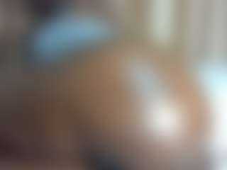 Live cam show with BUSTY-BEE - Facial Piercings on crypto-cams
