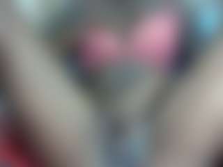 Live cam show with BUSTY-BEE - Ebony on Camsoda | kenya