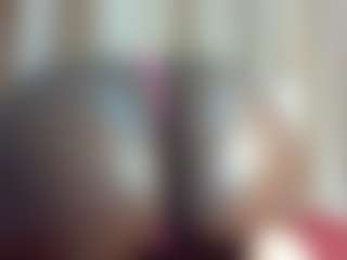 BUSTY-BEE's Live Sex Cam Show
