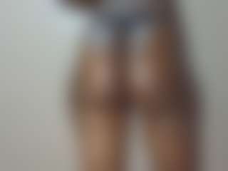 Live cam show with BUSTY-BEE - Ebony on livesexfox.com | kenya