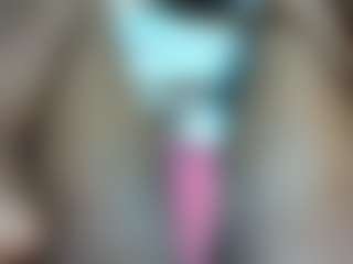 BUSTY-BEE's Live Sex Cam Show