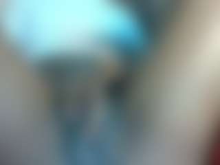 BUSTY-BEE's Live Sex Cam Show