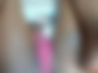 BUSTY-BEE's Live Sex Cam Show