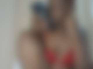 Live cam show with BUSTY-BEE - Facial Piercings on Camsoda