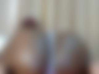 BUSTY-BEE's Live Sex Cam Show