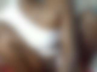 BUSTY-BEE's Live Sex Cam Show