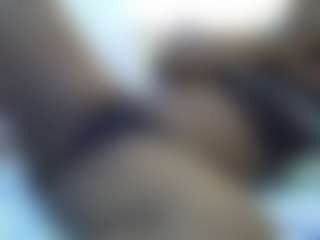 Live cam show with elegant-natally - Average on makecum.org